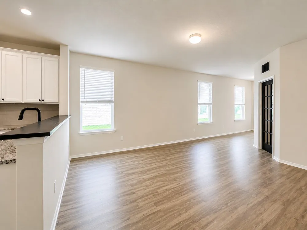 220 Pepperbark Loop Buda, TX 78610