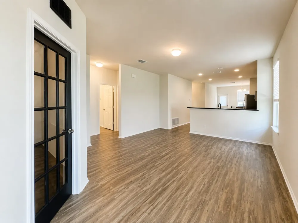 220 Pepperbark Loop Buda, TX 78610