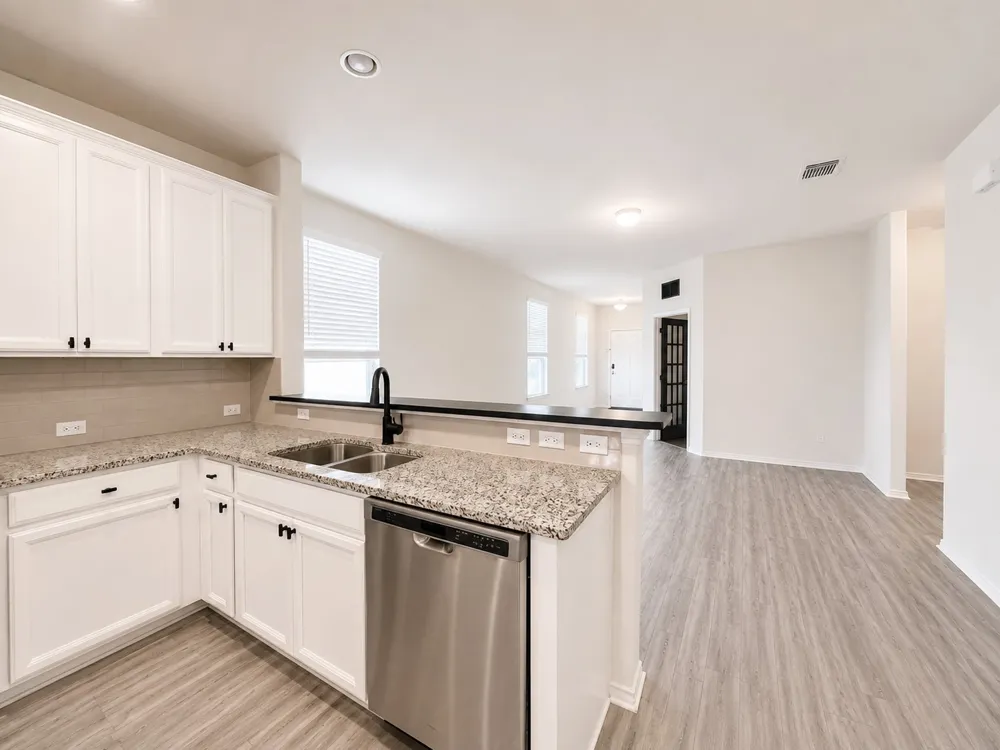 220 Pepperbark Loop Buda, TX 78610