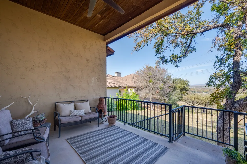 404 Bendito Way Marble Falls, TX 78654