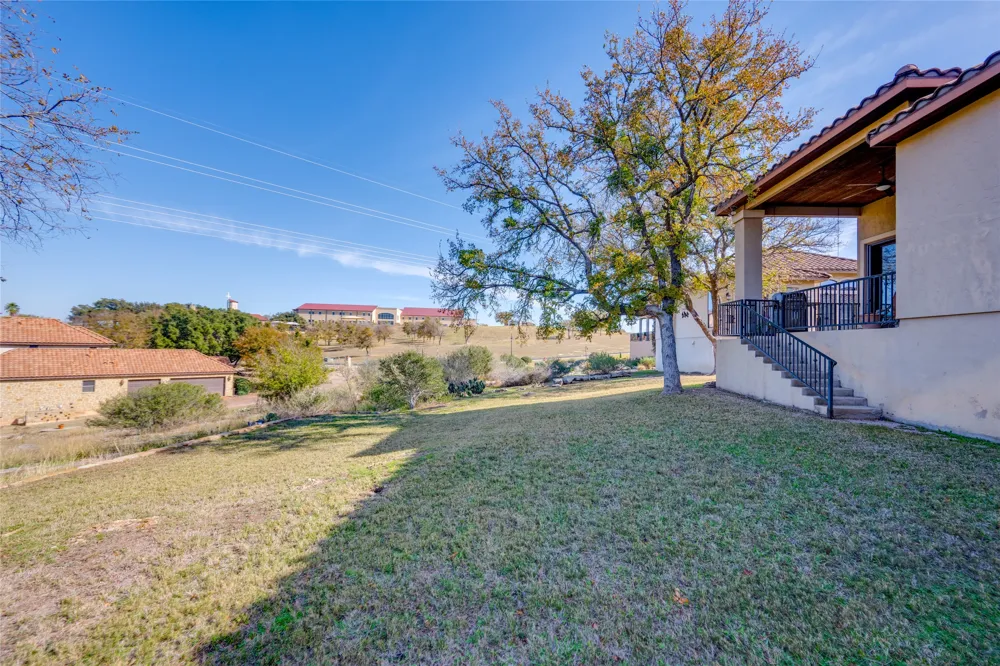 404 Bendito Way Marble Falls, TX 78654