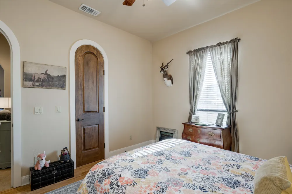 404 Bendito Way Marble Falls, TX 78654