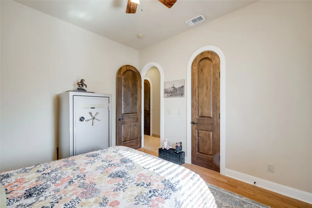 404 Bendito Way Marble Falls, TX 78654