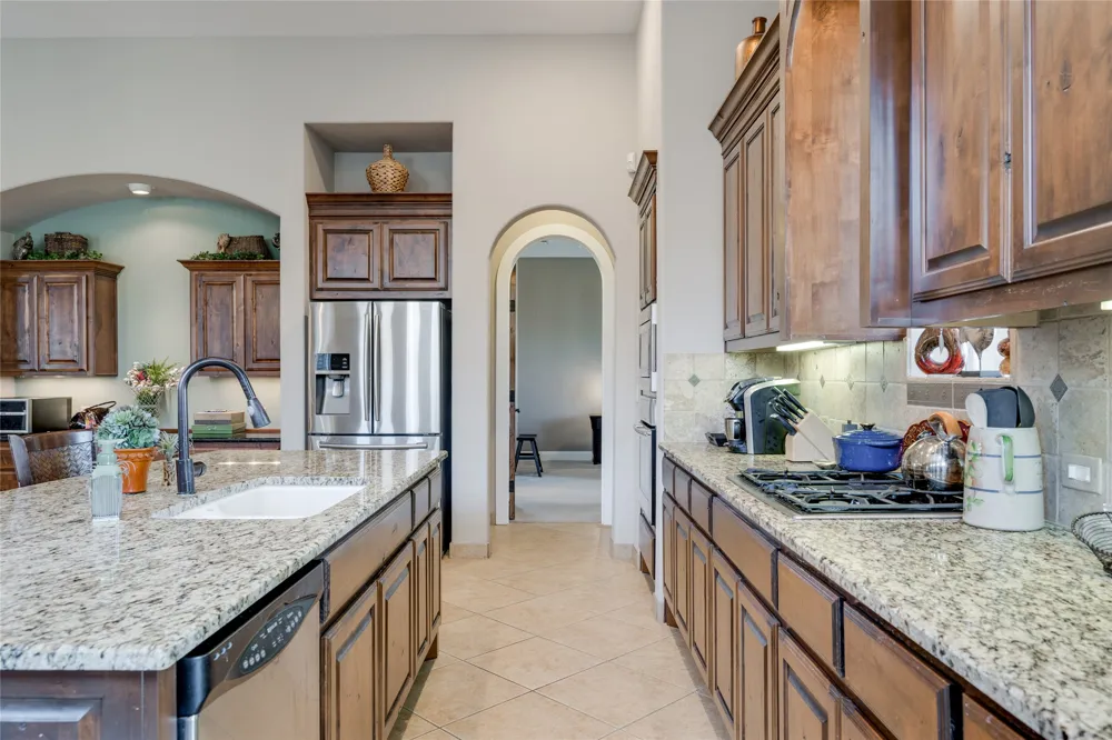 404 Bendito Way Marble Falls, TX 78654
