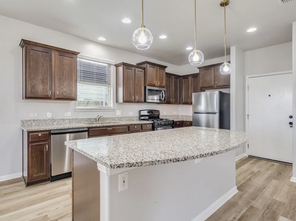 424 Wapiti Road Buda, TX 78610