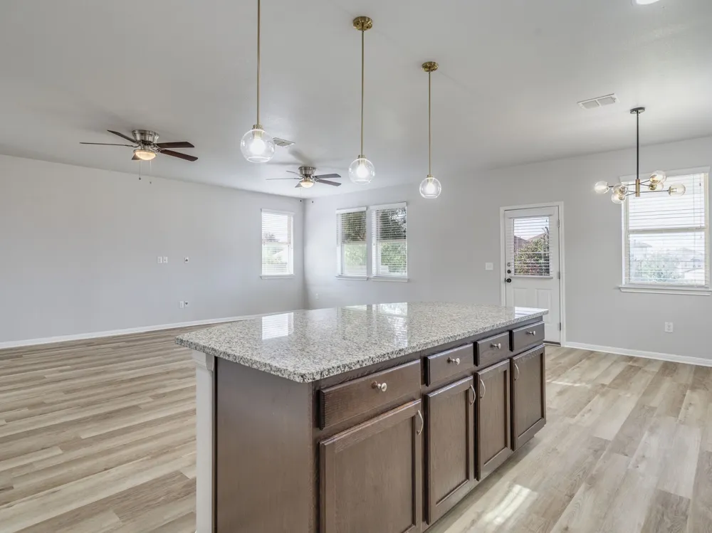424 Wapiti Road Buda, TX 78610