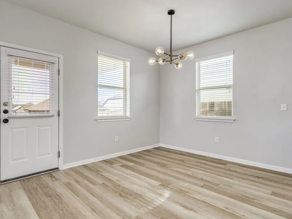 424 Wapiti Road Buda, TX 78610