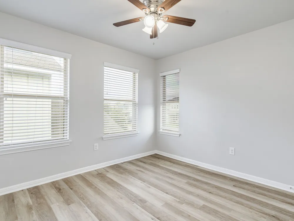 424 Wapiti Road Buda, TX 78610