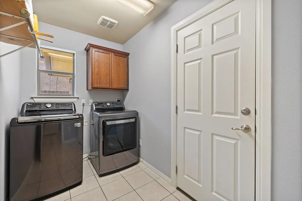 212 Lismore Street Hutto, TX 78634