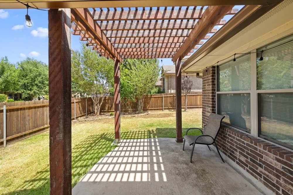 212 Lismore Street Hutto, TX 78634
