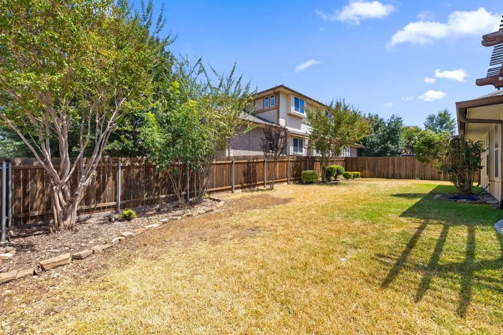 212 Lismore Street Hutto, TX 78634