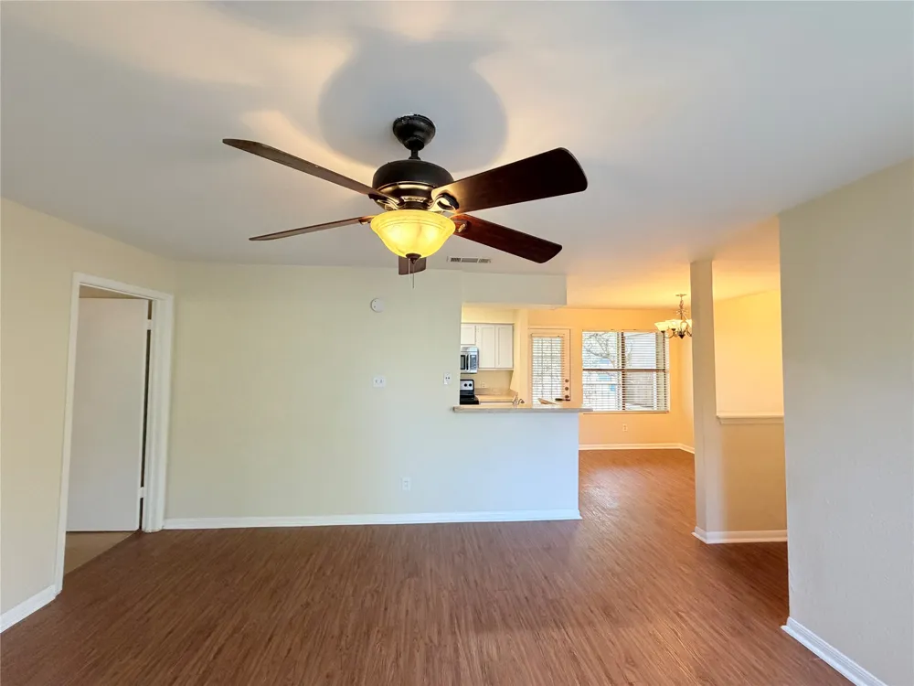 8801 Schick Road #C Austin, TX 78729