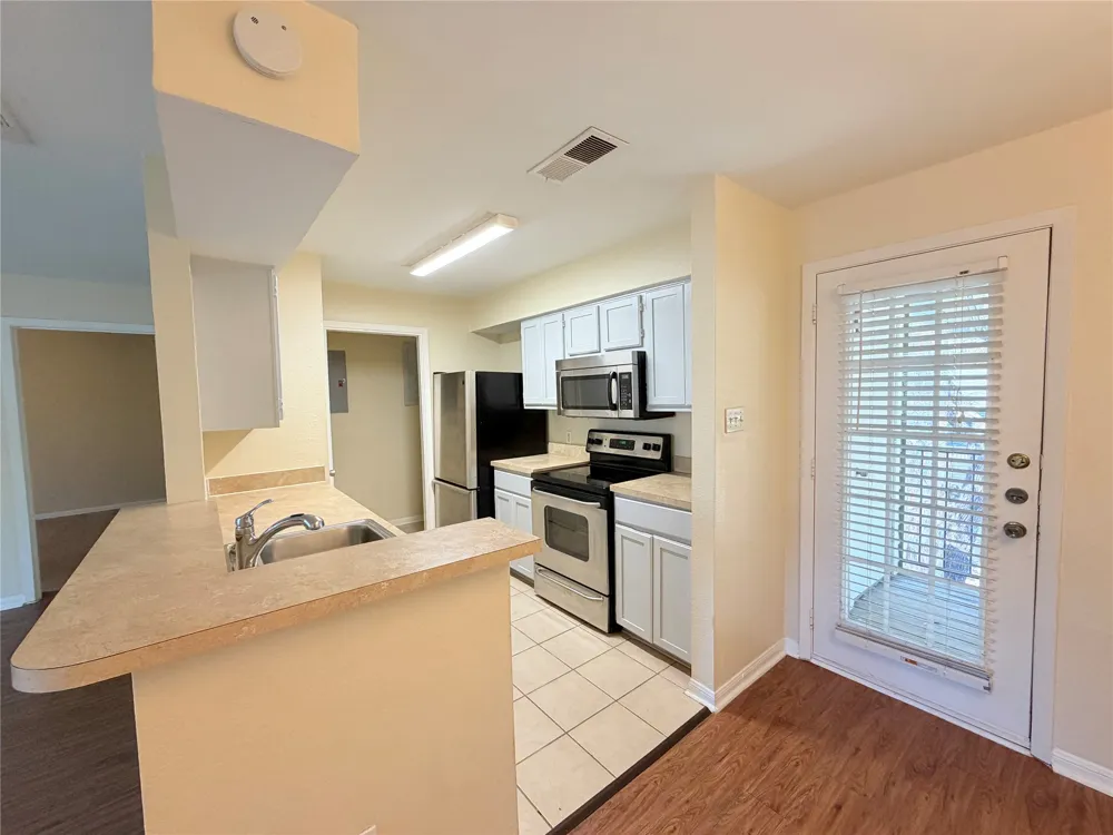 8801 Schick Road #C Austin, TX 78729