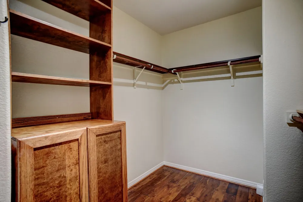 208 Wild Cat Drive Bastrop, TX 78602