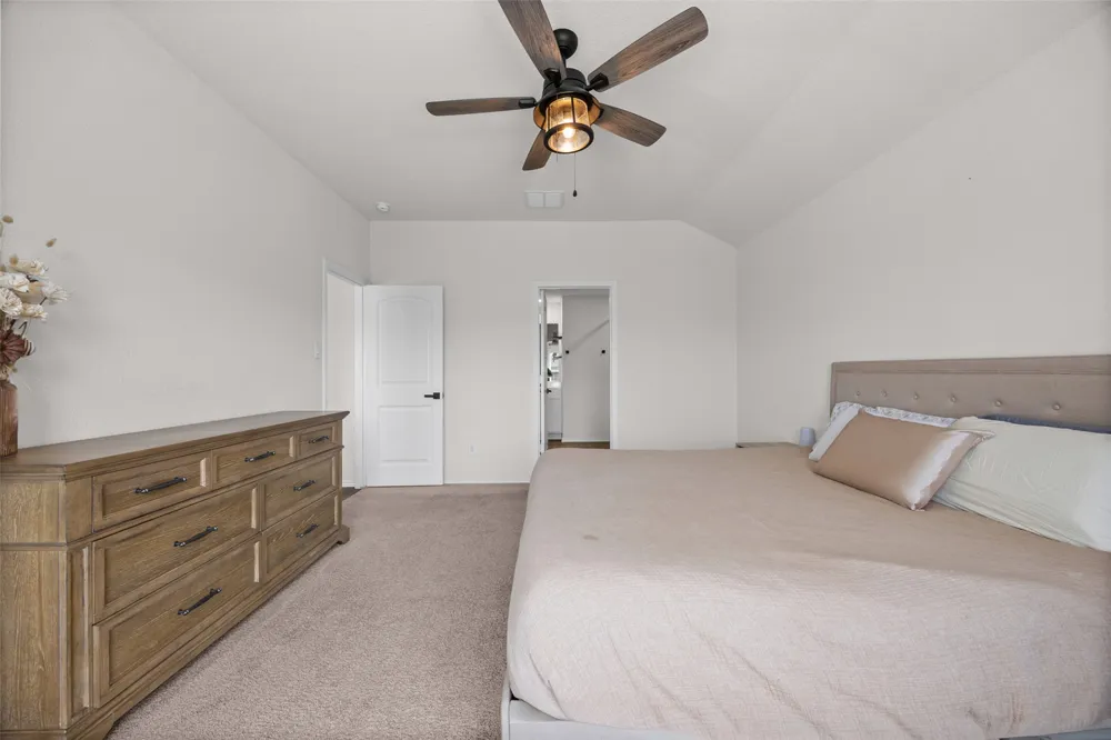 325 Granary Drive Uhland, TX 78640