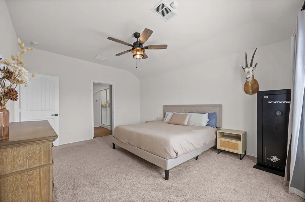 325 Granary Drive Uhland, TX 78640