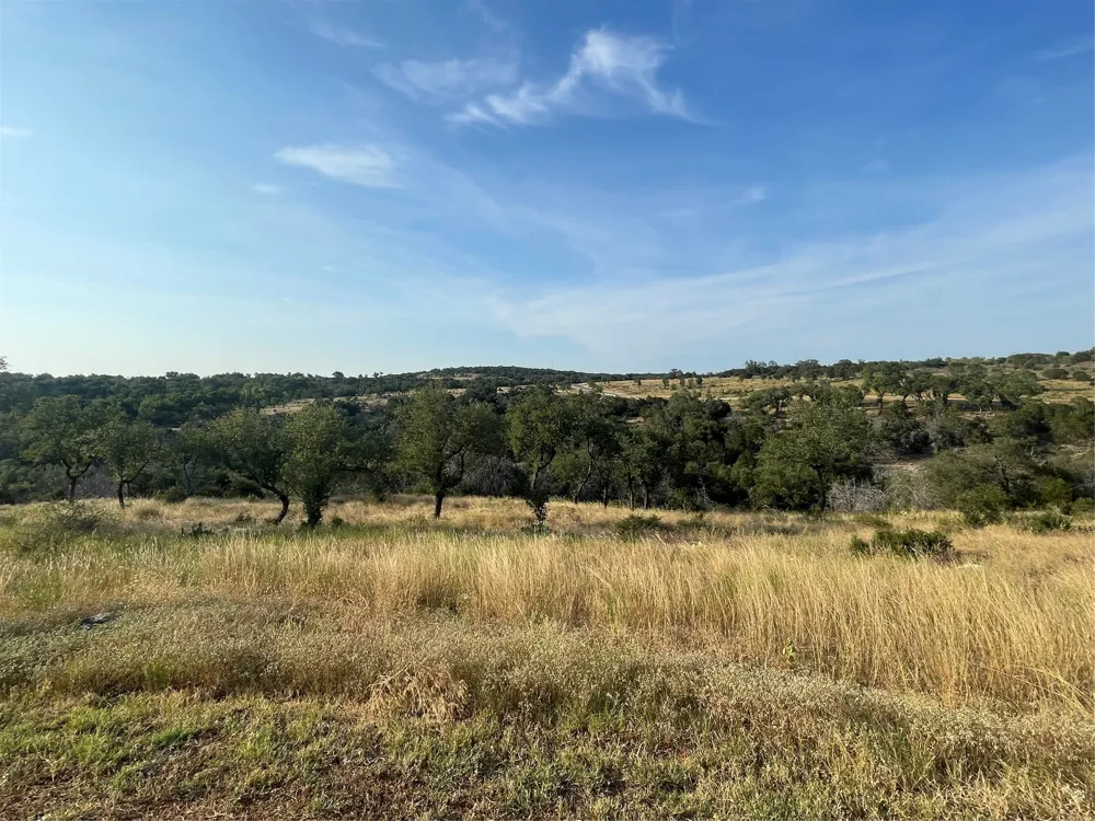 97 Hidden Cove Kingsland, TX 78639