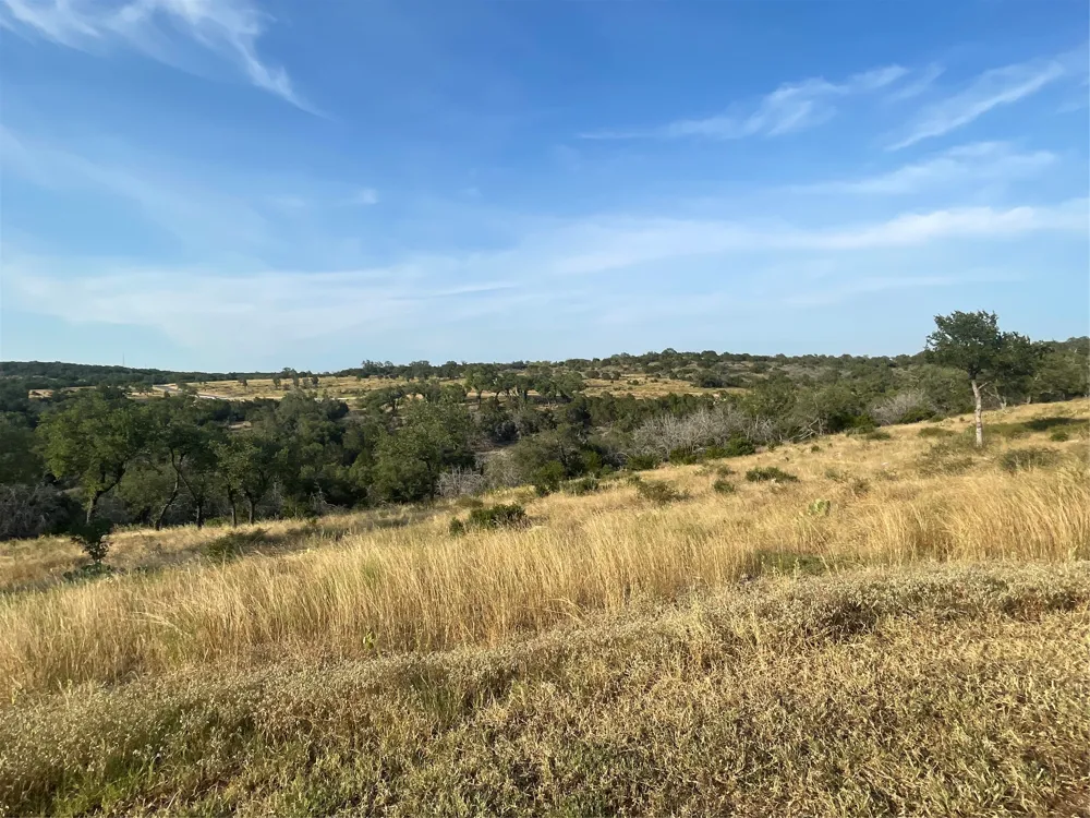 97 Hidden Cove Kingsland, TX 78639