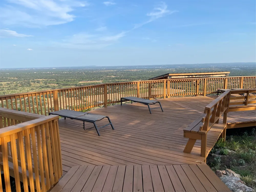 97 Hidden Cove Kingsland, TX 78639