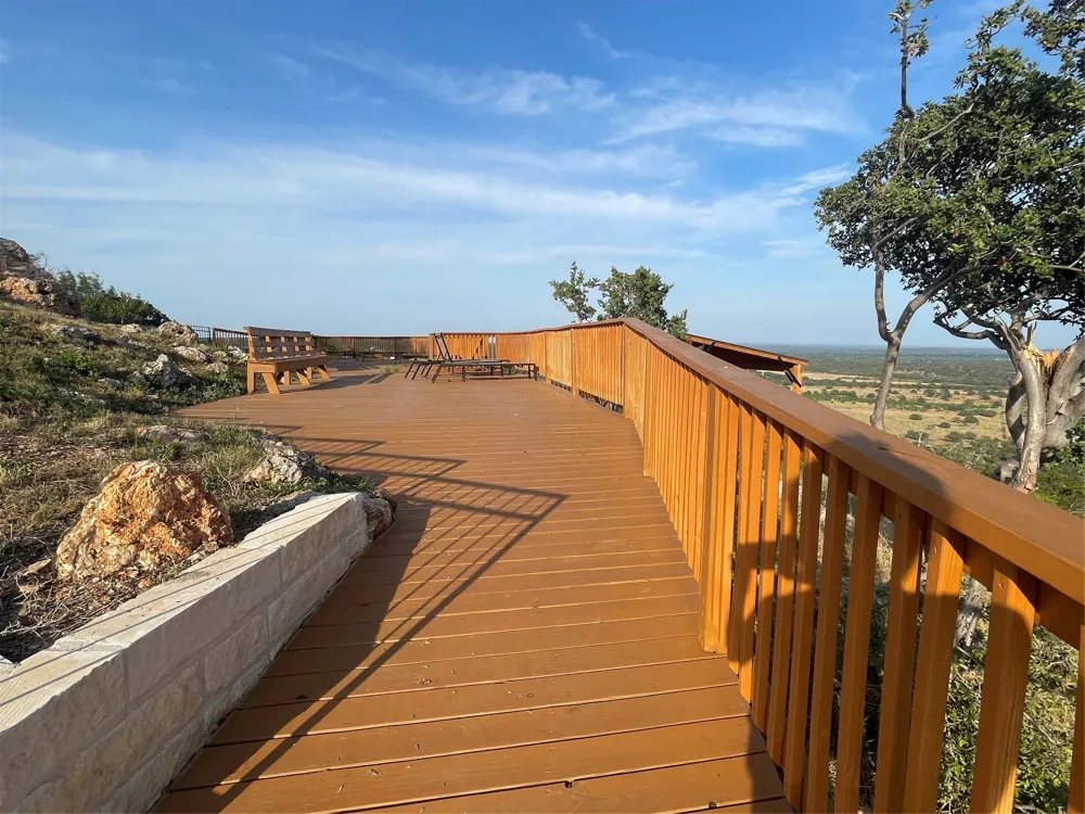 97 Hidden Cove Kingsland, TX 78639