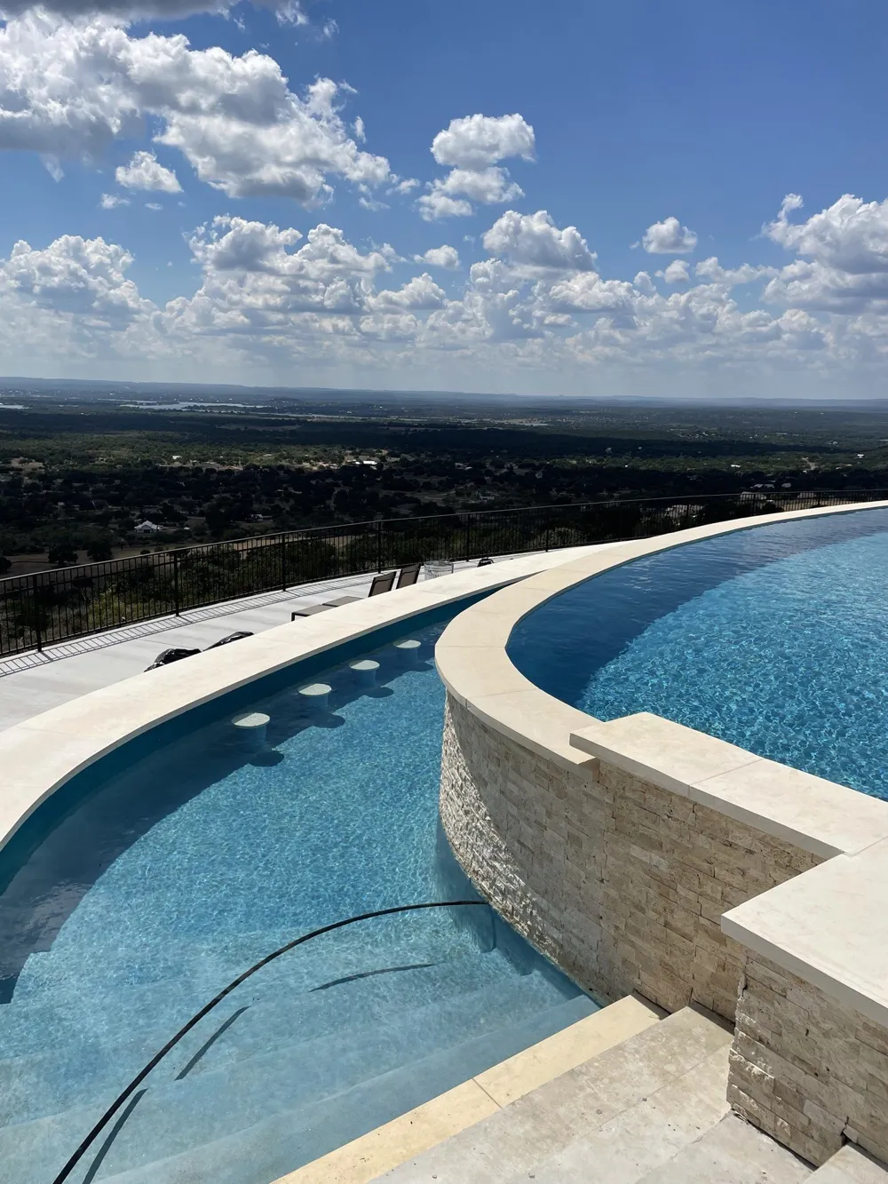 97 Hidden Cove Kingsland, TX 78639