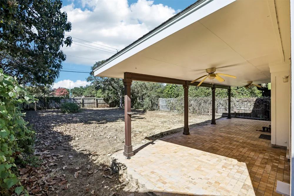 4205 Iriona Bend Austin, TX 78749