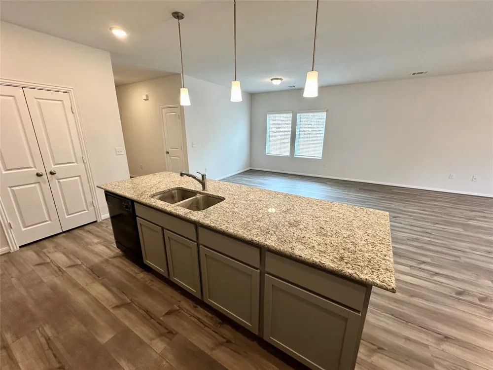 230 Olympic Drive Kyle, TX 78640