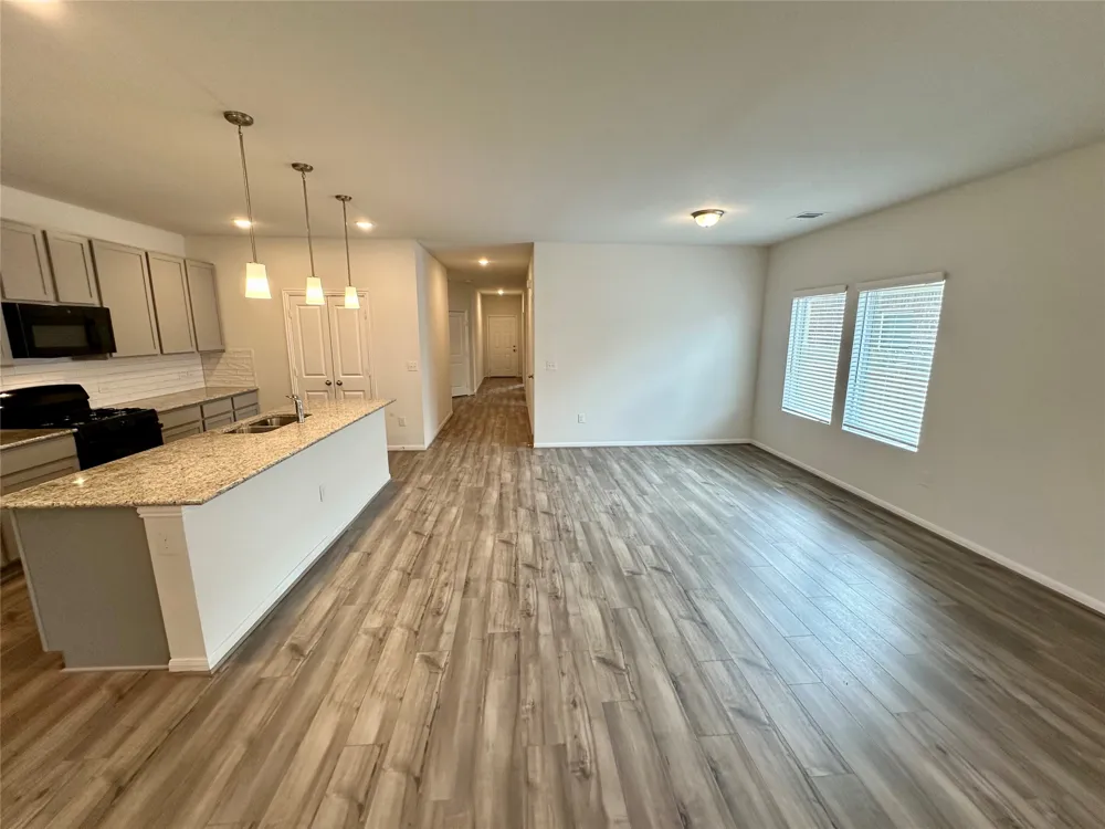 230 Olympic Drive Kyle, TX 78640