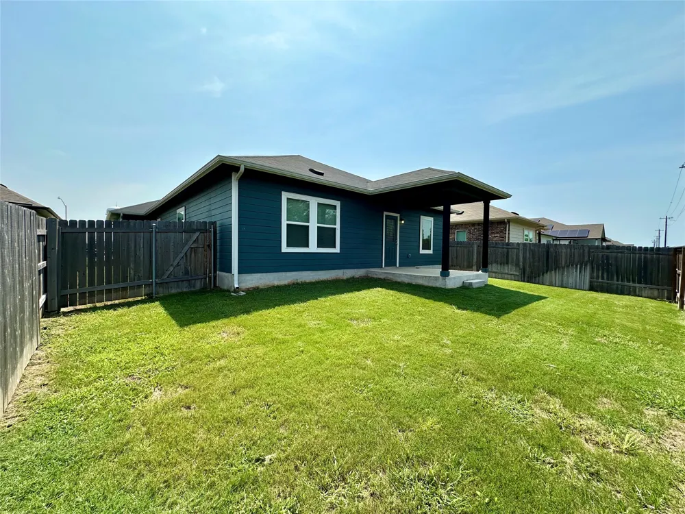 230 Olympic Drive Kyle, TX 78640