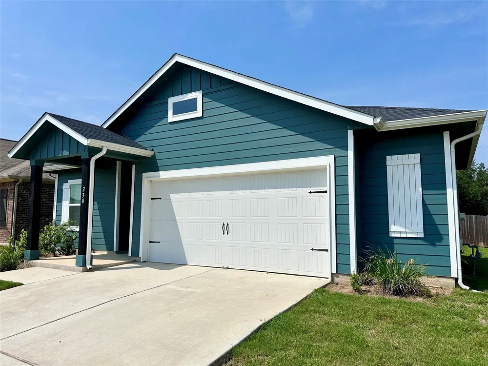 230 Olympic Drive Kyle, TX 78640