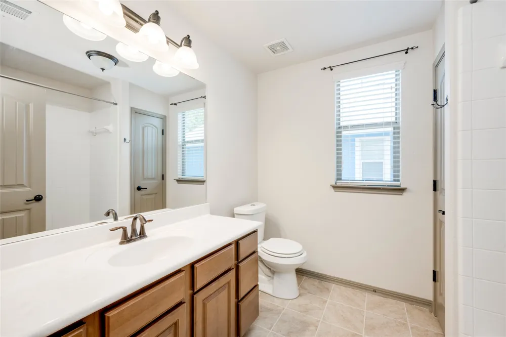483 McGarity Kyle, TX 78640