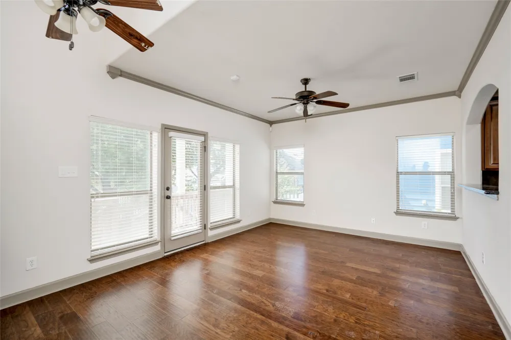 483 McGarity Kyle, TX 78640