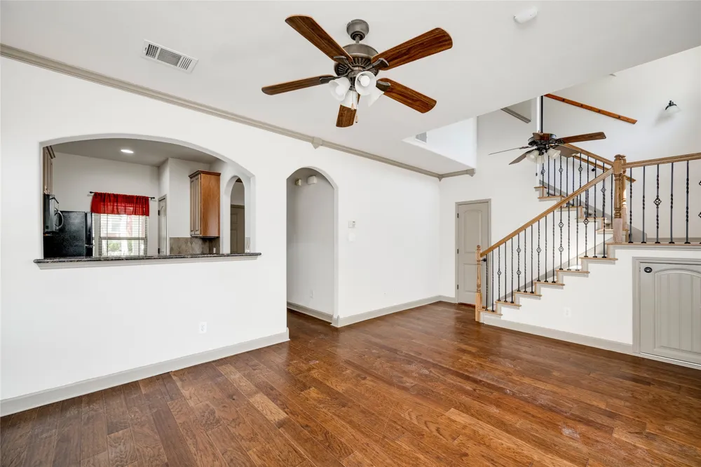 483 McGarity Kyle, TX 78640