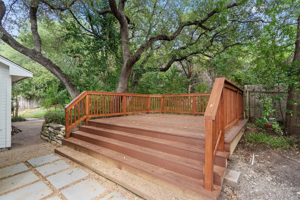 3503 Latimer Drive Austin, TX 78732