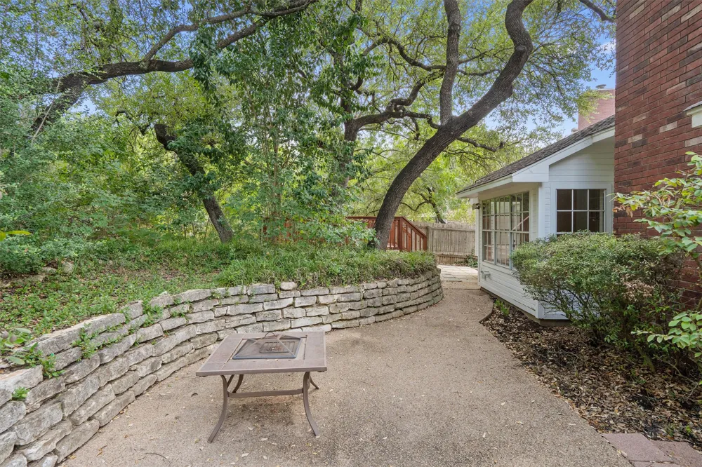 3503 Latimer Drive Austin, TX 78732