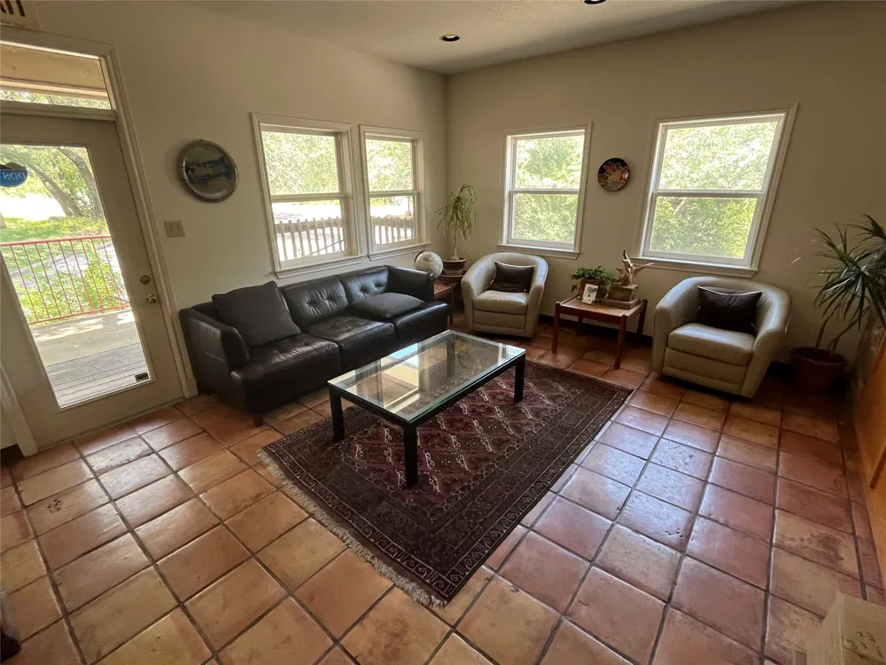 15401 Nightingale Lane Austin, TX 78734