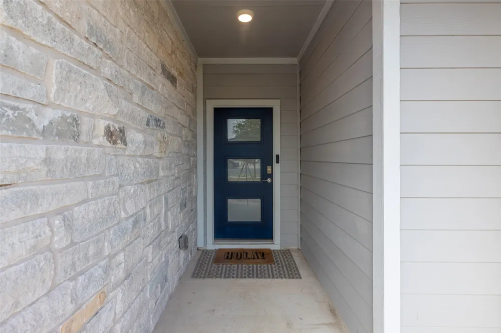2913 Louris Lane Pflugerville, TX 78660