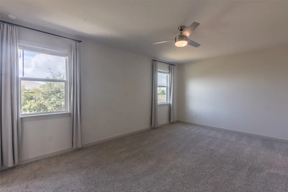 2913 Louris Lane Pflugerville, TX 78660