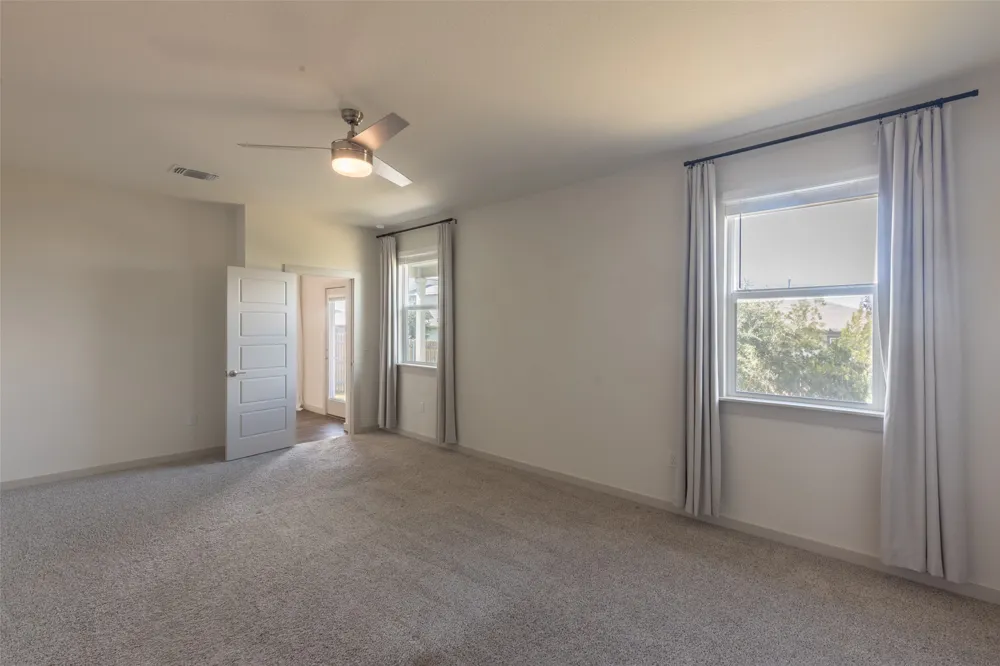 2913 Louris Lane Pflugerville, TX 78660