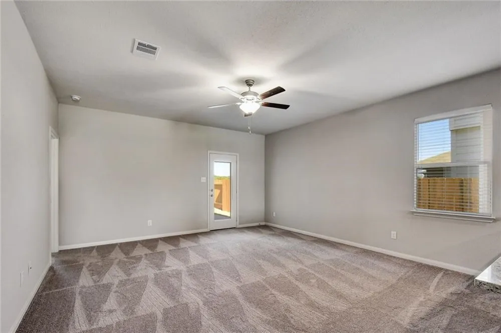 120 Declaration Lane Liberty Hill, TX 78642