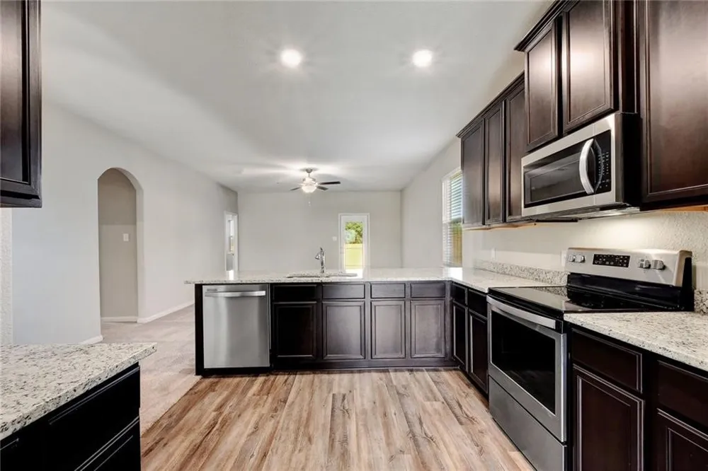 120 Declaration Lane Liberty Hill, TX 78642