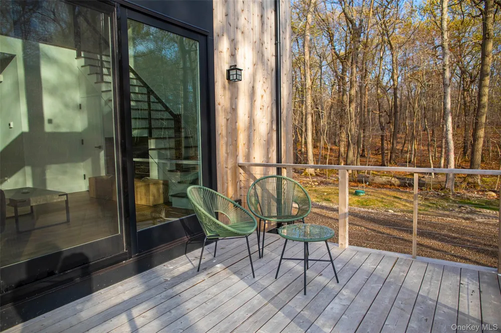 5 Oakwood Drive Wading River, NY 11792