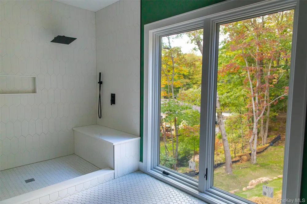 5 Oakwood Drive Wading River, NY 11792