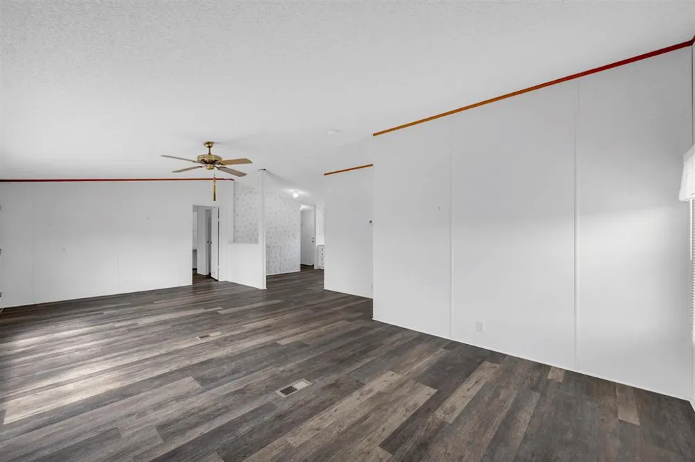 156 Julie Drive Kingsland, TX 78639