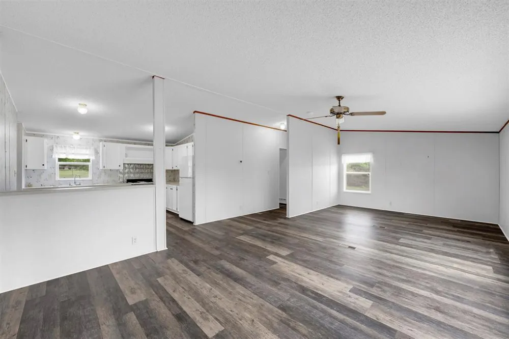 156 Julie Drive Kingsland, TX 78639