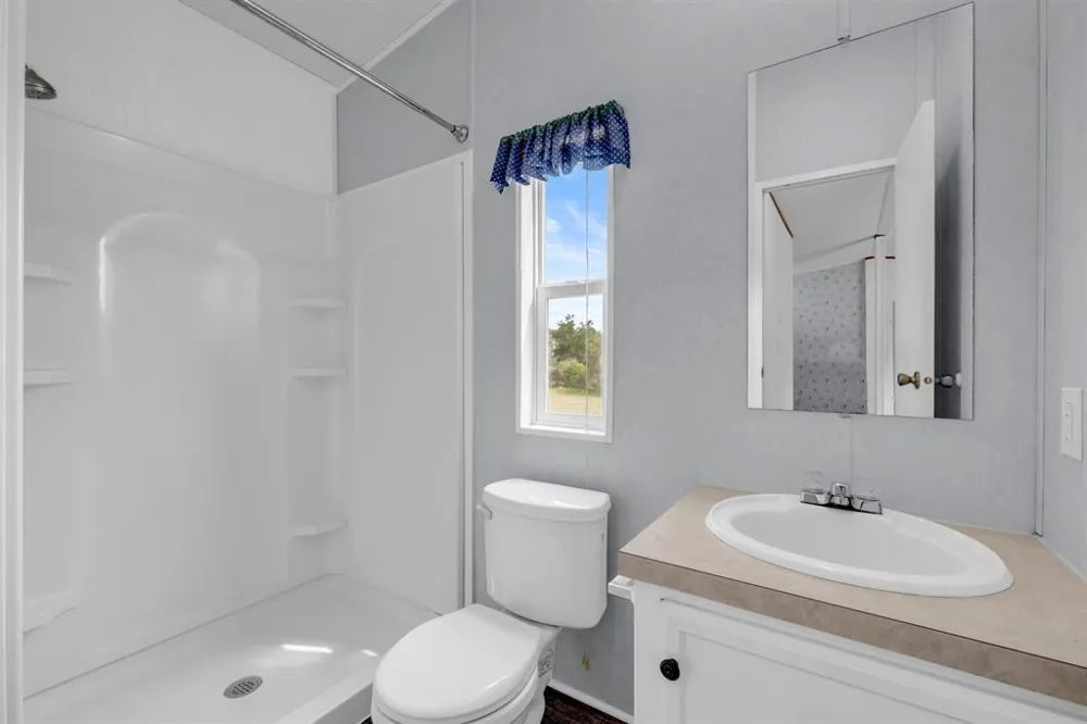 156 Julie Drive Kingsland, TX 78639