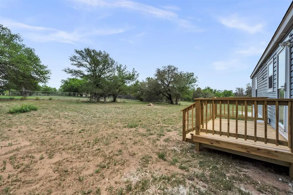 156 Julie Drive Kingsland, TX 78639