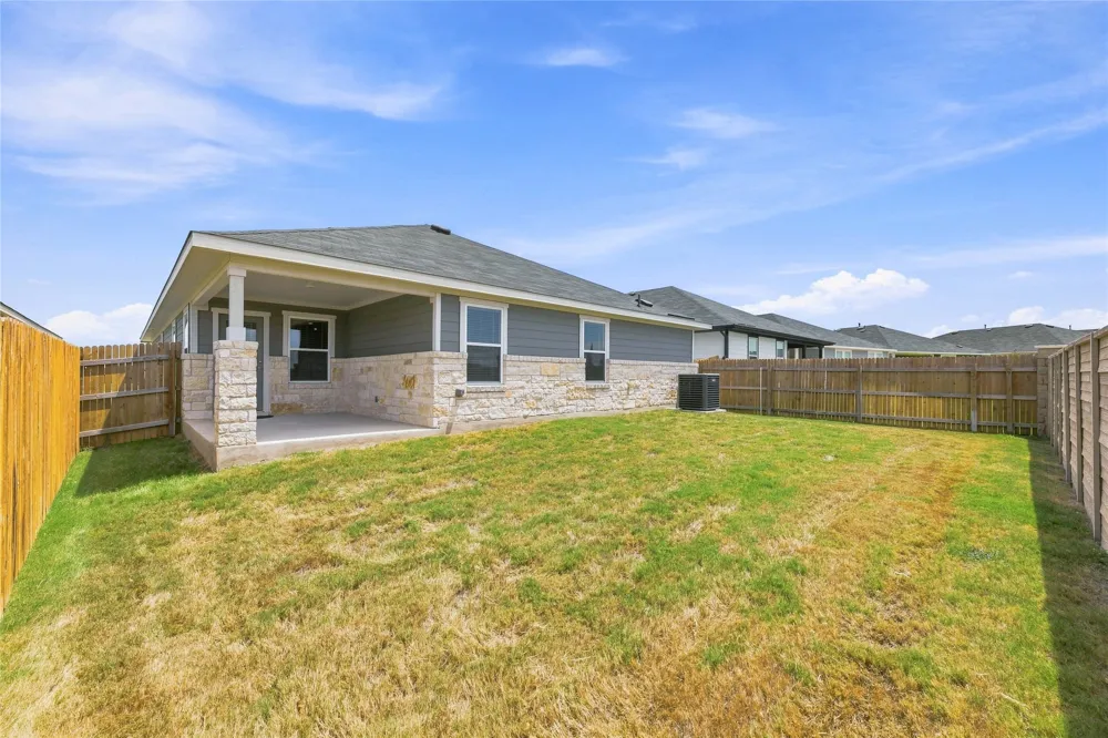17197 Purple Top Lane Manor, TX 78653