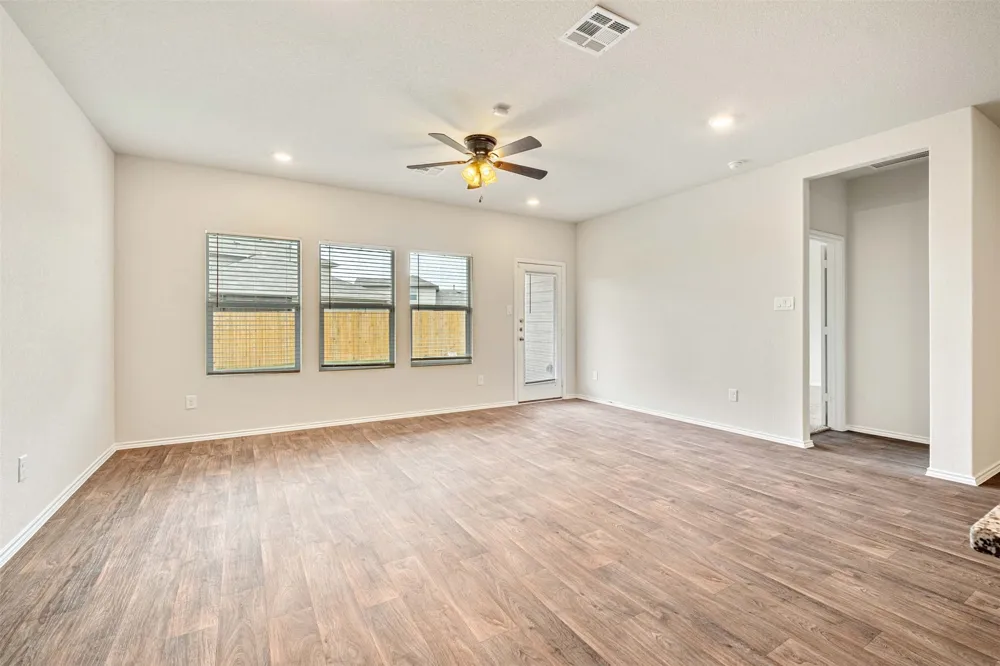 204 Lily Pond Trail San Marcos, TX 78666