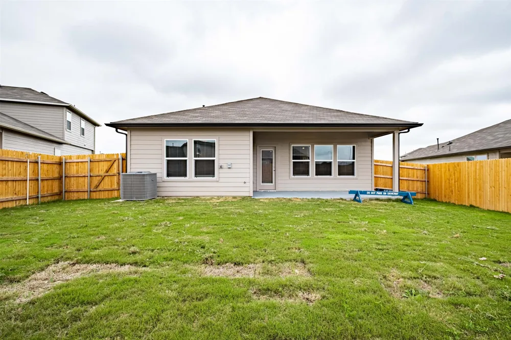 204 Lily Pond Trail San Marcos, TX 78666